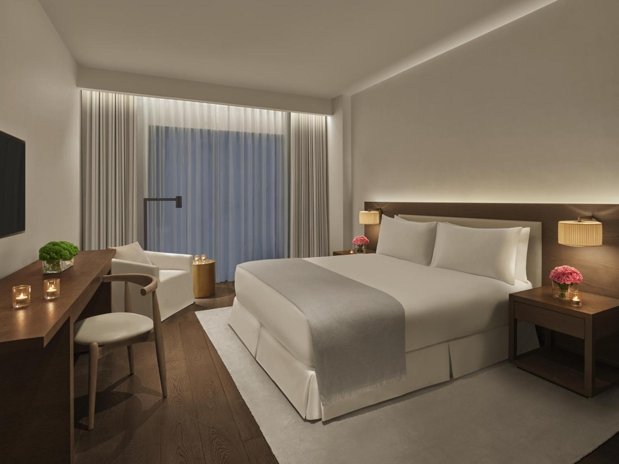阿布扎比伊迪逊酒店 外观 照片 A bedroom at the hotel